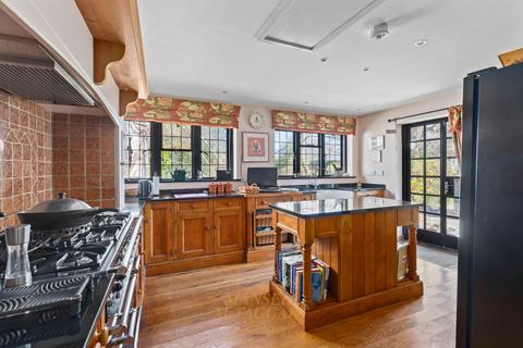 5 bedroom detached house for sale, Chapel Lane, Crawley RH10