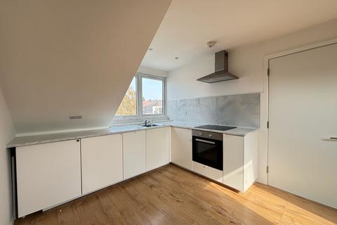 1 bedroom flat to rent, Victoria Road, London