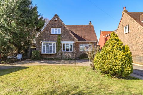 3 bedroom detached house for sale, Havant Road, Hayling Island