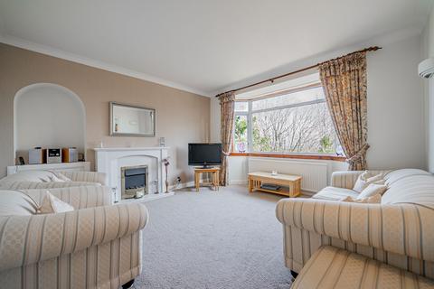 24 Hill Crescent, Clarkston, Glasgow, G76 8DQ