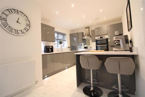 3 bedroom detached house for sale, Mallard Way, North Walbottle NE15