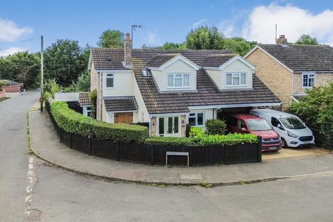 1 Pinners Close, Burnham-on-crouch, CM0 8QH