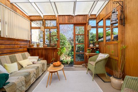 3 bedroom detached house for sale, Dudley Road, Walton-on-Thames, KT12