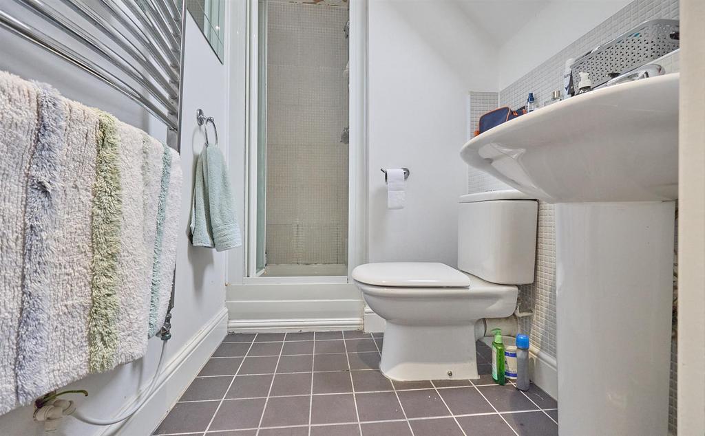 En Suite Shower Room