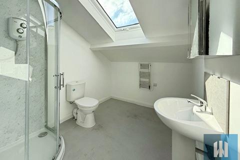 2 bedroom penthouse to rent, Market Place, Huddersfield Town Centre, Huddersfield, HD1