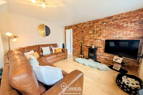 30 Fforchneol Row, Aberdare, CF44 6HD