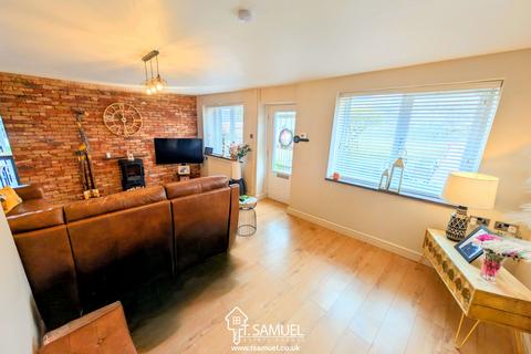 30 Fforchneol Row, Aberdare, CF44 6HD
