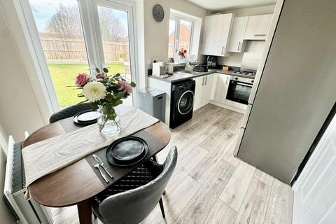2 bedroom semi-detached house for sale, Henwood Close, Middlesbrough