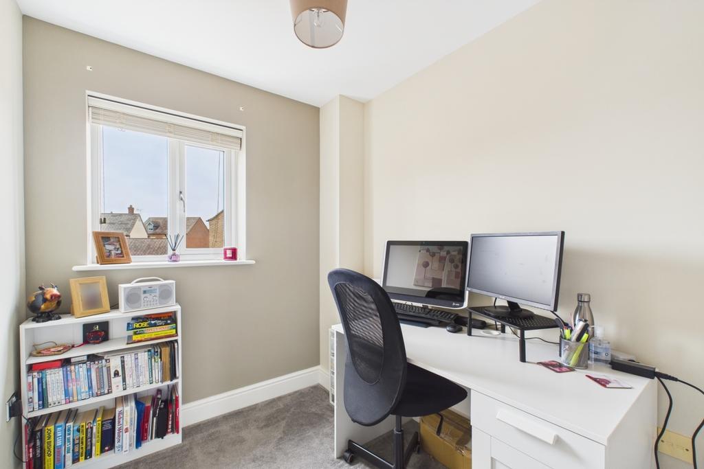Bedroom 4 Study