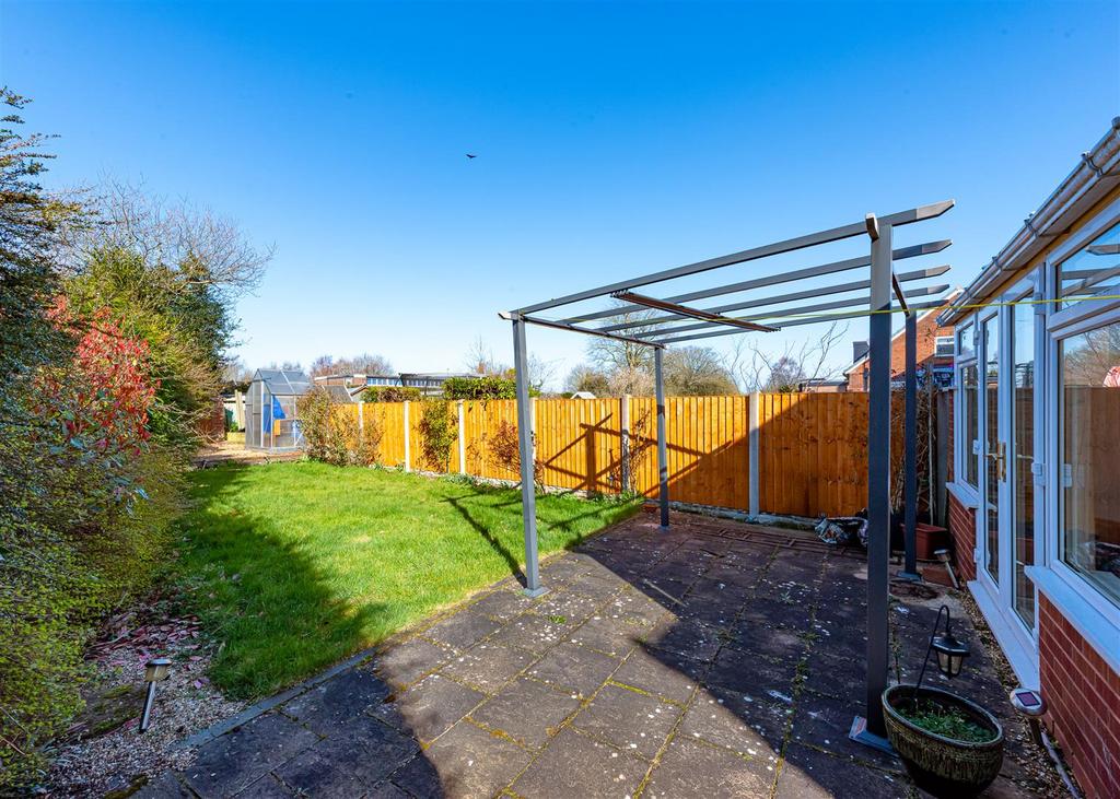 21a Bilbrook Road-garden2.jpg