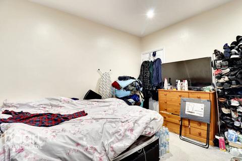 60 Thorold Road, Chatham, ME5 7EB