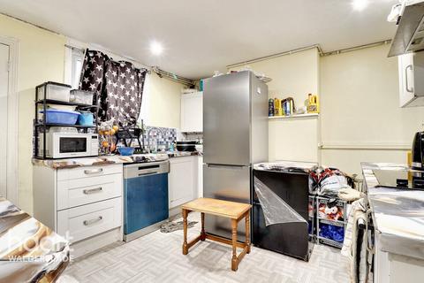 60 Thorold Road, Chatham, ME5 7EB