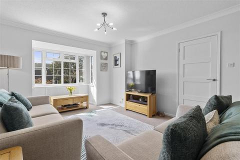 2 Audrey Close, Seaford, BN25 2QU