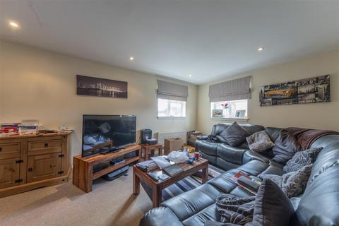 2 bedroom apartment for sale, The Beeches, Kingsmead CW9