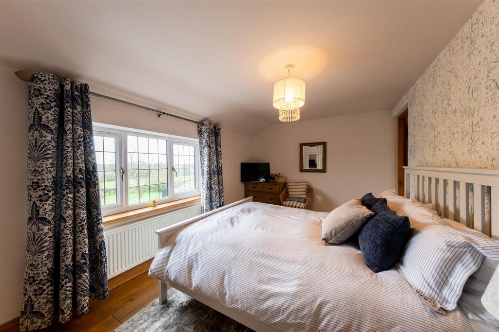 68 Cliff Road-026.jpg