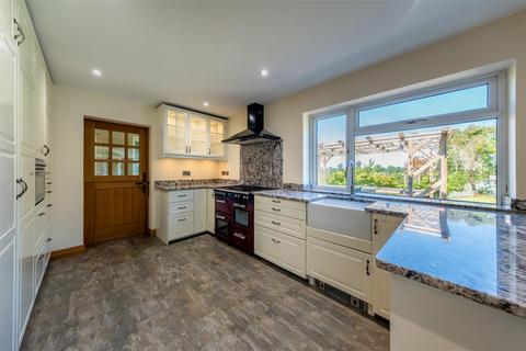 11 Westrees, Cuddington, Northwich, CW8 2XE