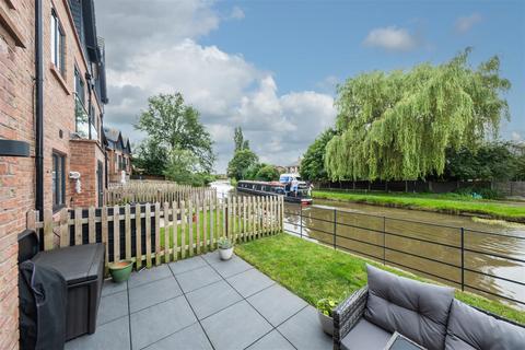12 Lock View, Rudheath, Northwich, CW9 7YT