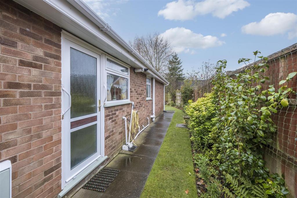 81 Landswood Park-029.JPG