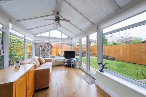 8 Crowmere Close, Cuddington, Northwich, CW8 2ZF