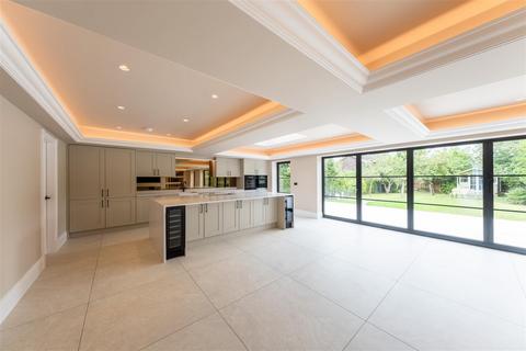 5 bedroom detached house for sale, Belle Vue Lane, Guilden Sutton CH3
