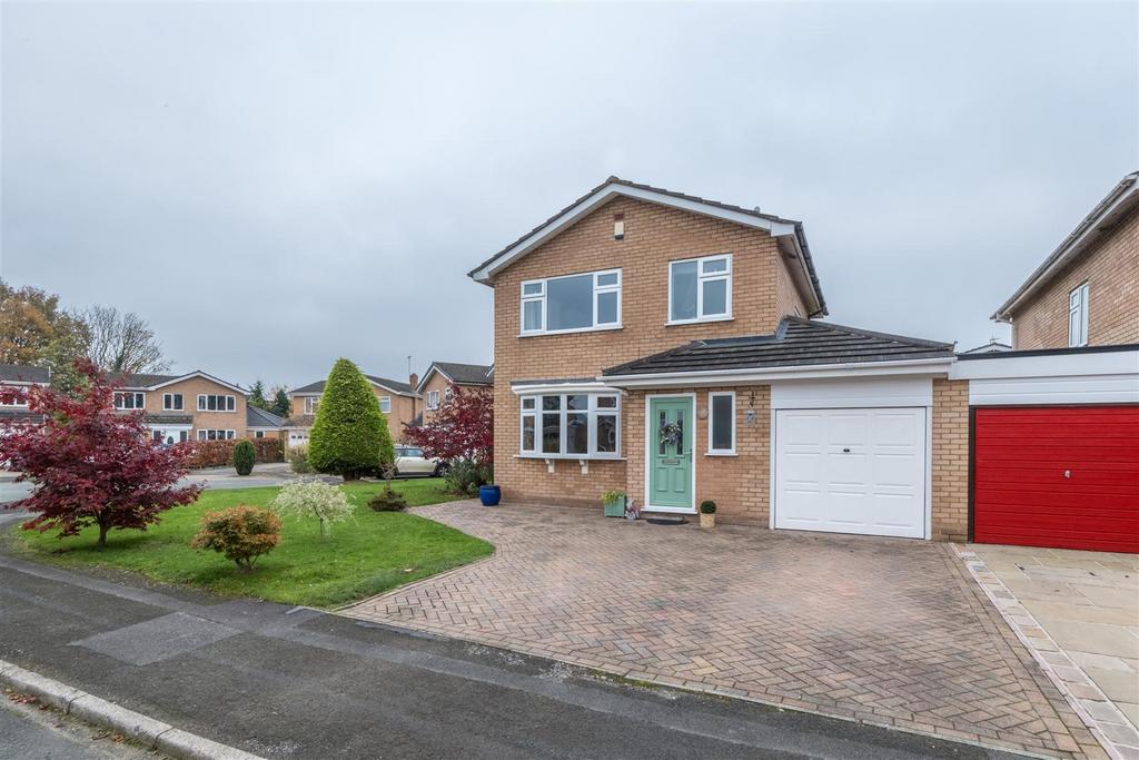 4 Oaktree Close-032.jpg