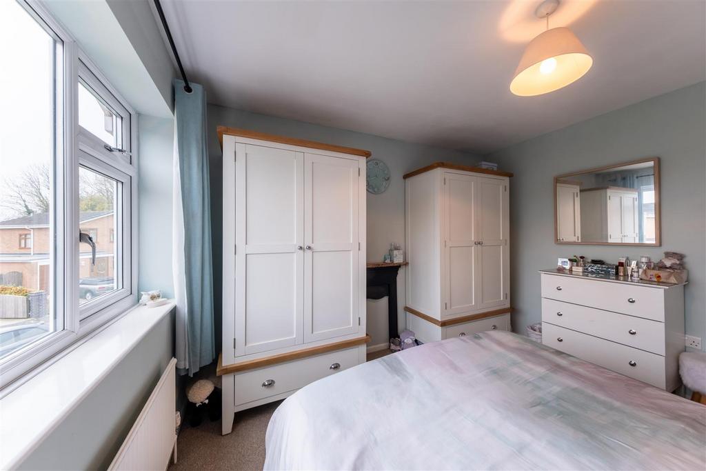 4 Oaktree Close-016.jpg