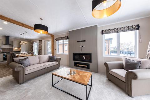 2 bedroom property for sale, Chester Road, Northwich CW8