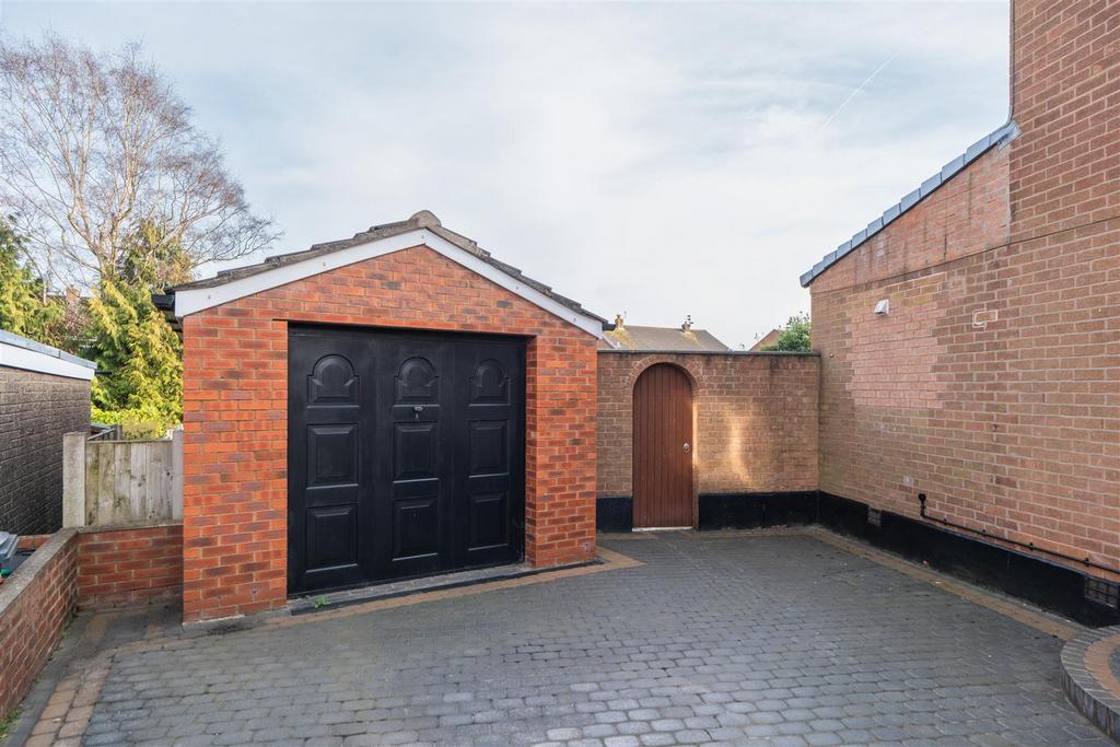 4 Meadow Lane-033.jpg