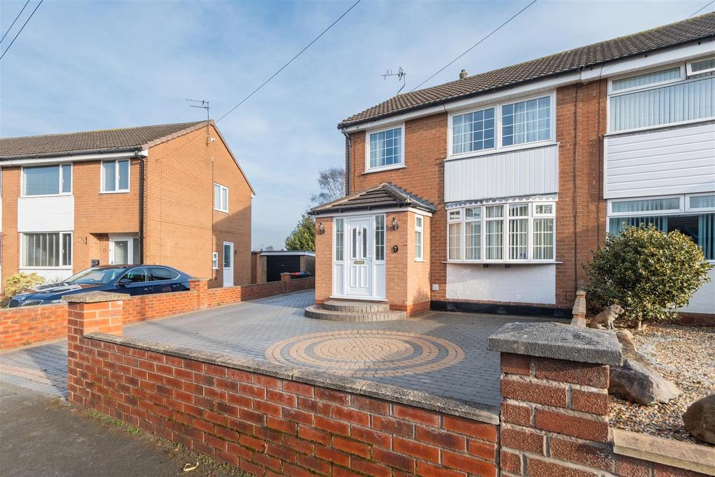 4 Meadow Lane-037.jpg