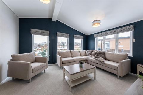 2 bedroom property for sale, Chester Road, Northwich CW8