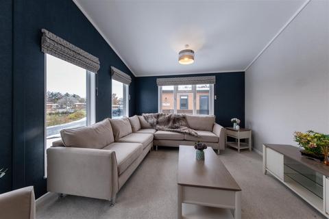 2 bedroom property for sale, Chester Road, Northwich CW8