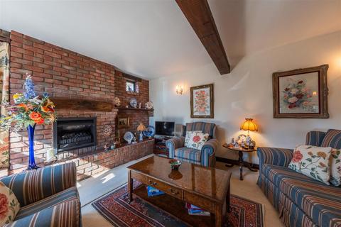 3 bedroom cottage for sale, Dalefords Lane, Whitegate CW8
