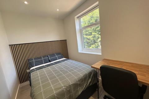 1 bedroom in a house share to rent, New Lane, Eccles, M30 7JW