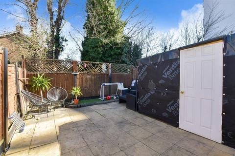 2 bedroom ground floor flat for sale, Mill Lane, Chadwell Heath, Essex