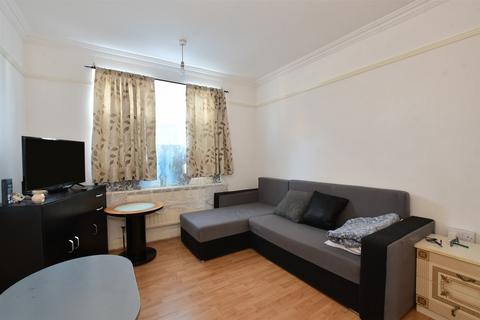 2 bedroom ground floor flat for sale, Mill Lane, Chadwell Heath, Essex