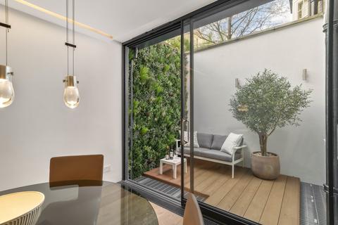 undefined, Yeomans Row, Knightsbridge SW3