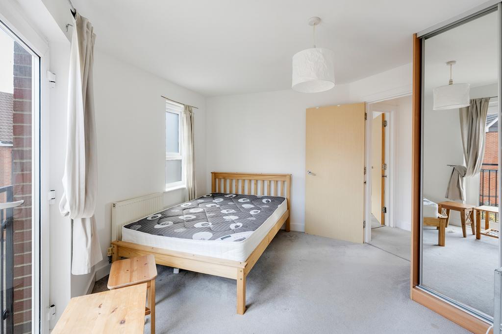 Apartment in Horfield - More