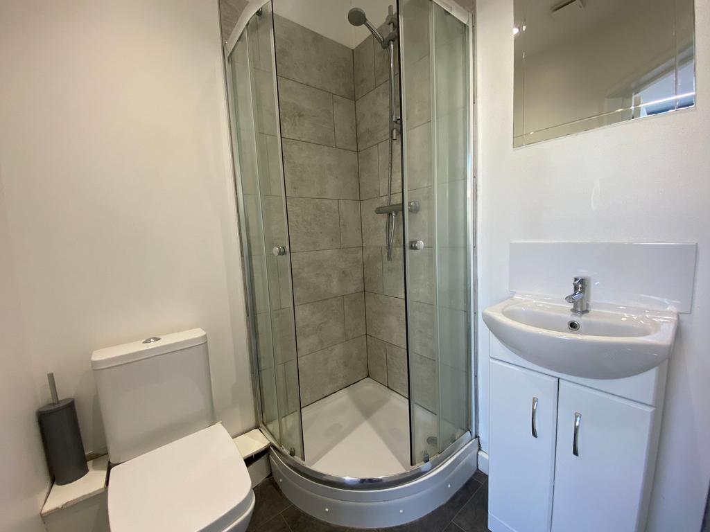 Bedroom 1 Ensuite