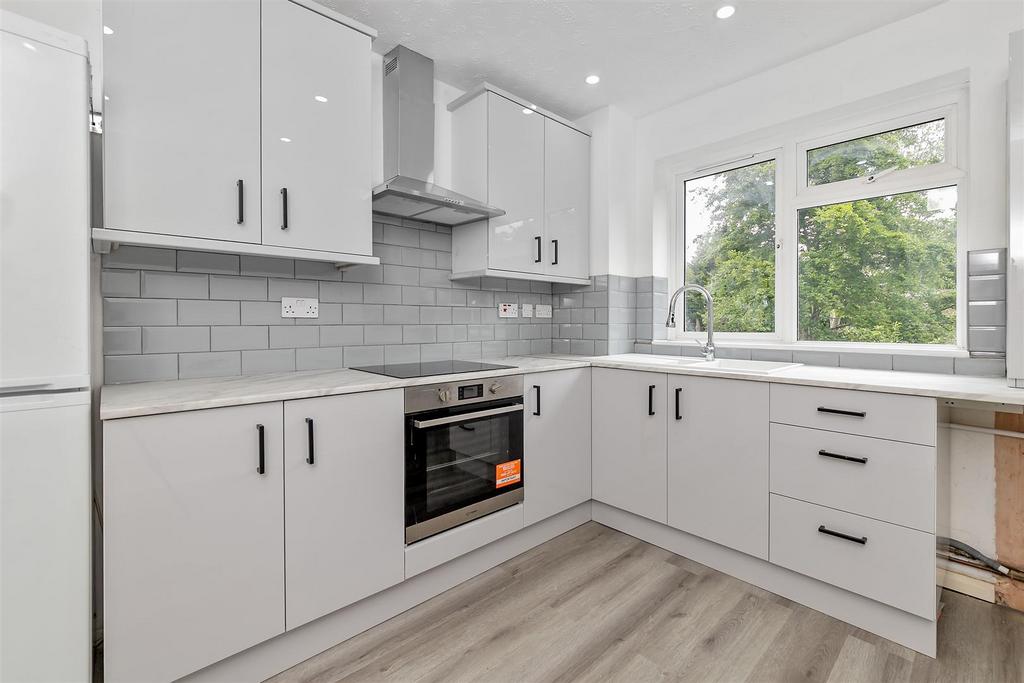 10 Flint Way-13.jpg