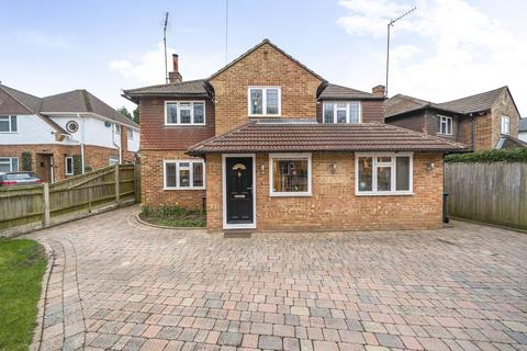 84 Caterham Drive, Coulsdon, CR5 1JG