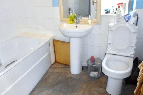 undefined, Westminster Road, Ellesmere Port, Cheshire, CH65 2EG