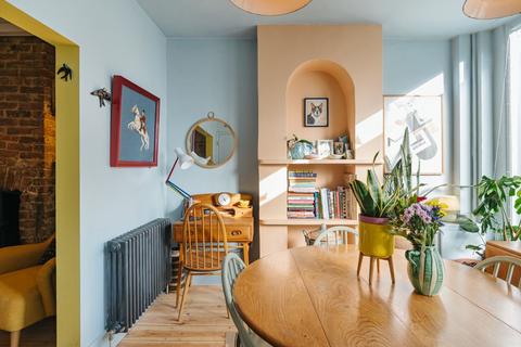 243 Wick Road, London, E9 5AF