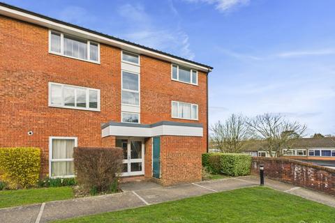 1 Bellfield, Croydon, CR0 9JW