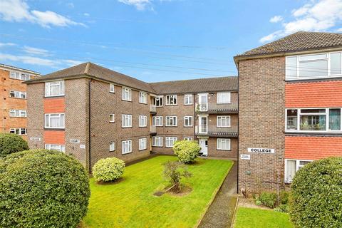 2 bedroom flat for sale, College Court, Croydon CR0