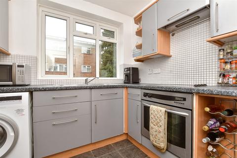 2 bedroom flat for sale, College Court, Croydon CR0