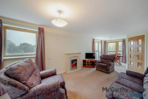 2 bedroom apartment for sale, Ellisfields Court, Mount Street, Taunton TA1 3SS