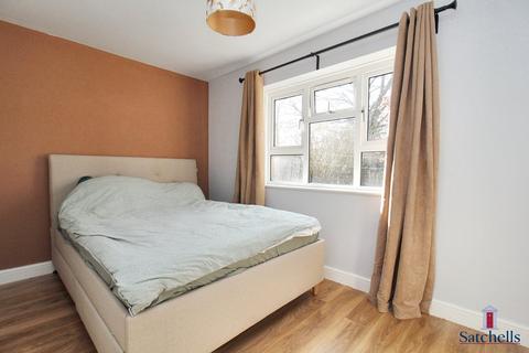 21 Maycroft, Letchworth Garden City, SG6 4QB