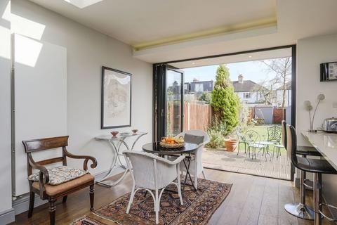 89 Adela Avenue, New Malden, KT3 6LG