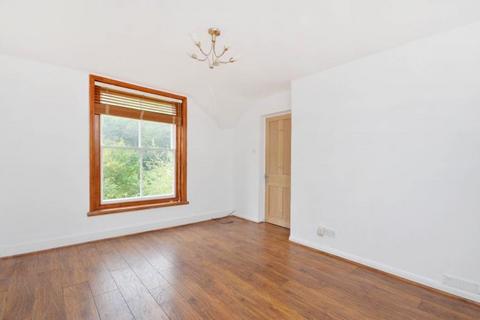 2 bedroom flat for sale, Meadowside, Charterhouse Road, Godalming, Surrey, GU7