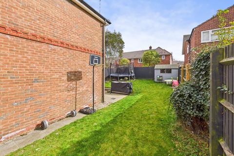 2 bedroom semi-detached house for sale, Siareys Close, Chinnor, Oxfordshire